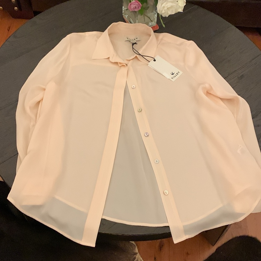 NWT TILLEY  Silk Point Collar Button Front Shirttail Hem Boyfriend Shirt Size S